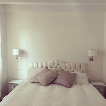 Sweet Corner Hotel Castelnuovo del Garda Ngoại thất bức ảnh