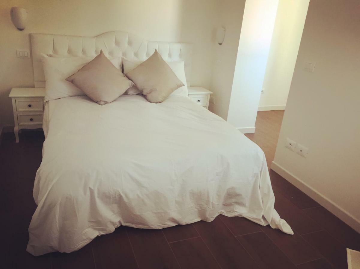Sweet Corner Hotel Castelnuovo del Garda Ngoại thất bức ảnh