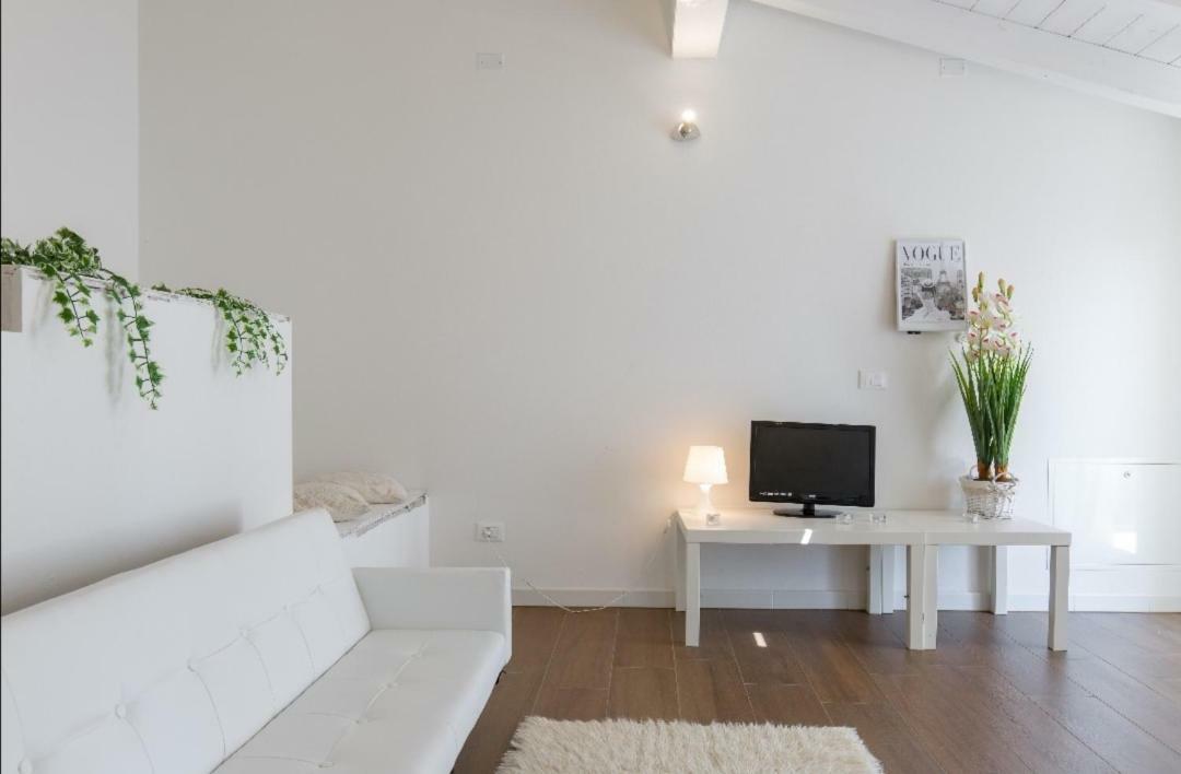 Sweet Corner Hotel Castelnuovo del Garda Ngoại thất bức ảnh