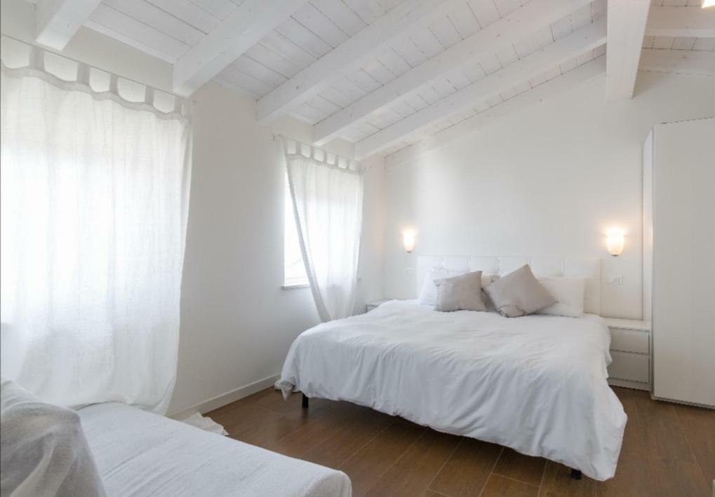 Sweet Corner Hotel Castelnuovo del Garda Ngoại thất bức ảnh