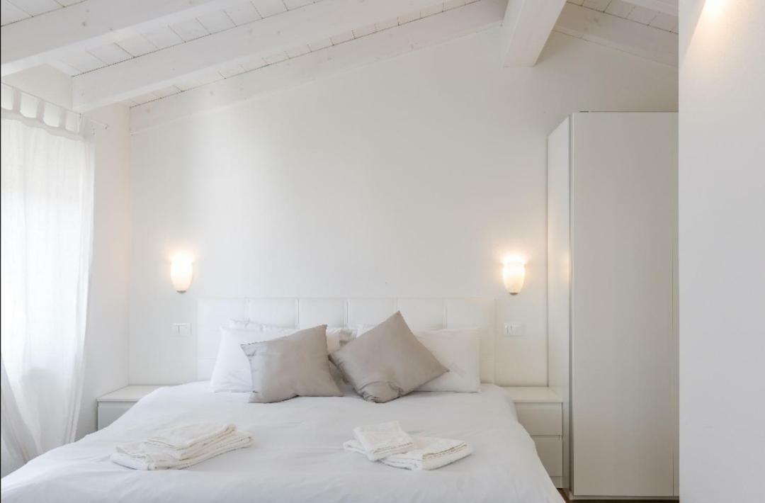 Sweet Corner Hotel Castelnuovo del Garda Ngoại thất bức ảnh